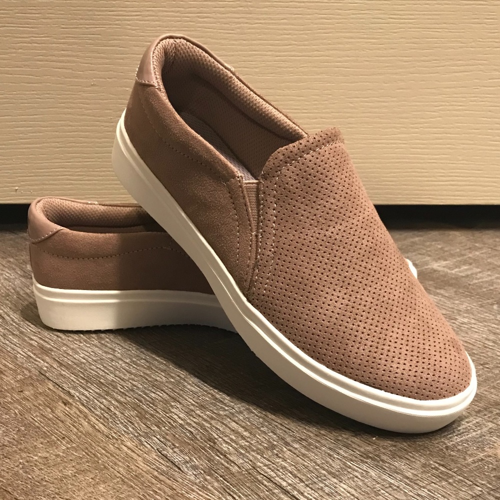 Dr. Scholl's Wink Slip-On Sneaker